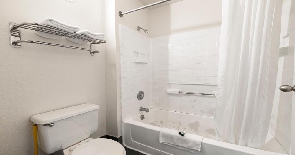 Budget Inn and Suites Stockton Yosemite